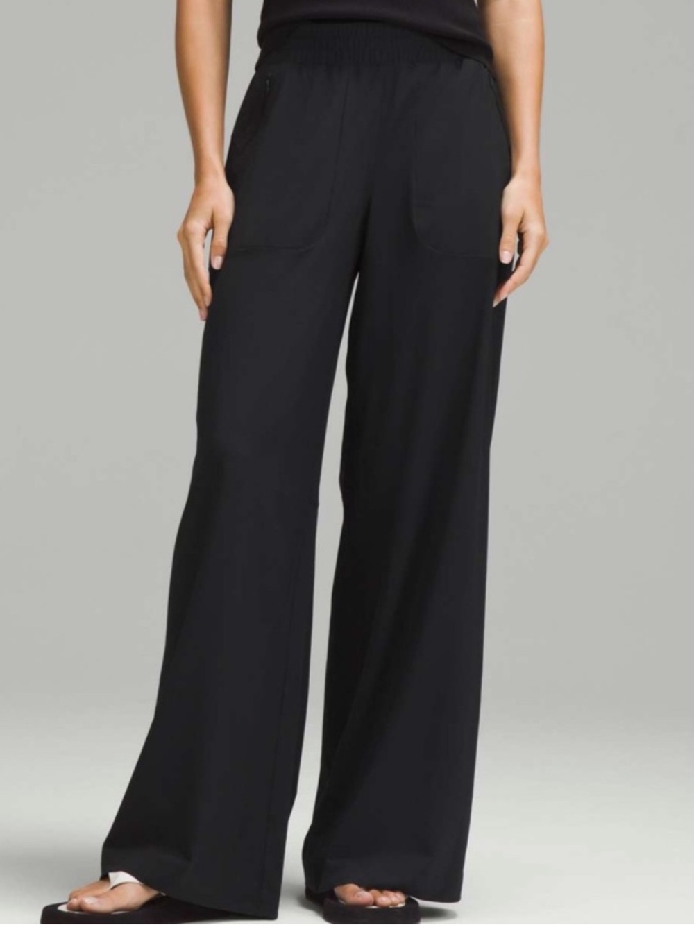 Lululemon Swift Mid-Rise Wide Leg Pants